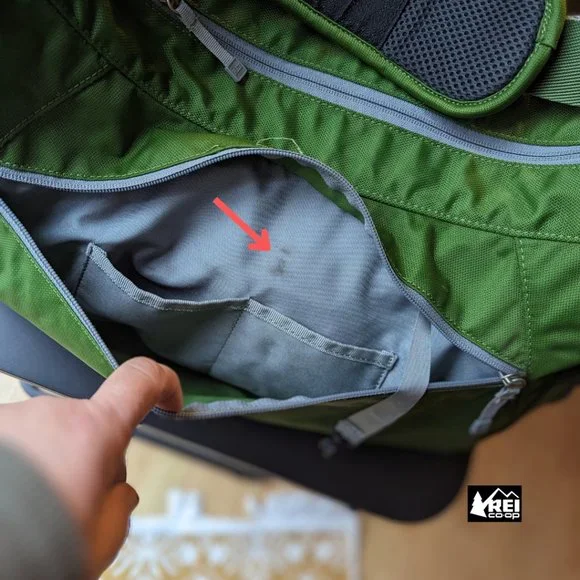 REI CO Duffle Bag: Bold Basil Green, *SOLD* - Picture 14 of 16